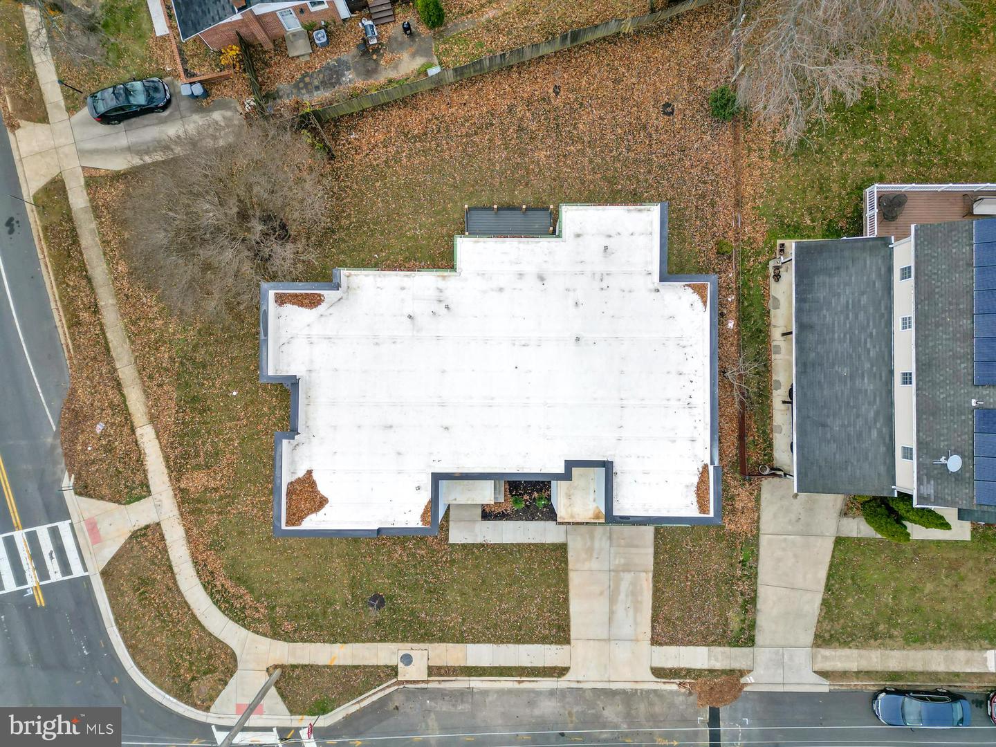 719 MEADOW LN SW, VIENNA, Virginia 22180, 6 Bedrooms Bedrooms, ,6 BathroomsBathrooms,Residential,For sale,719 MEADOW LN SW,VAFX2280146 MLS # VAFX2280146