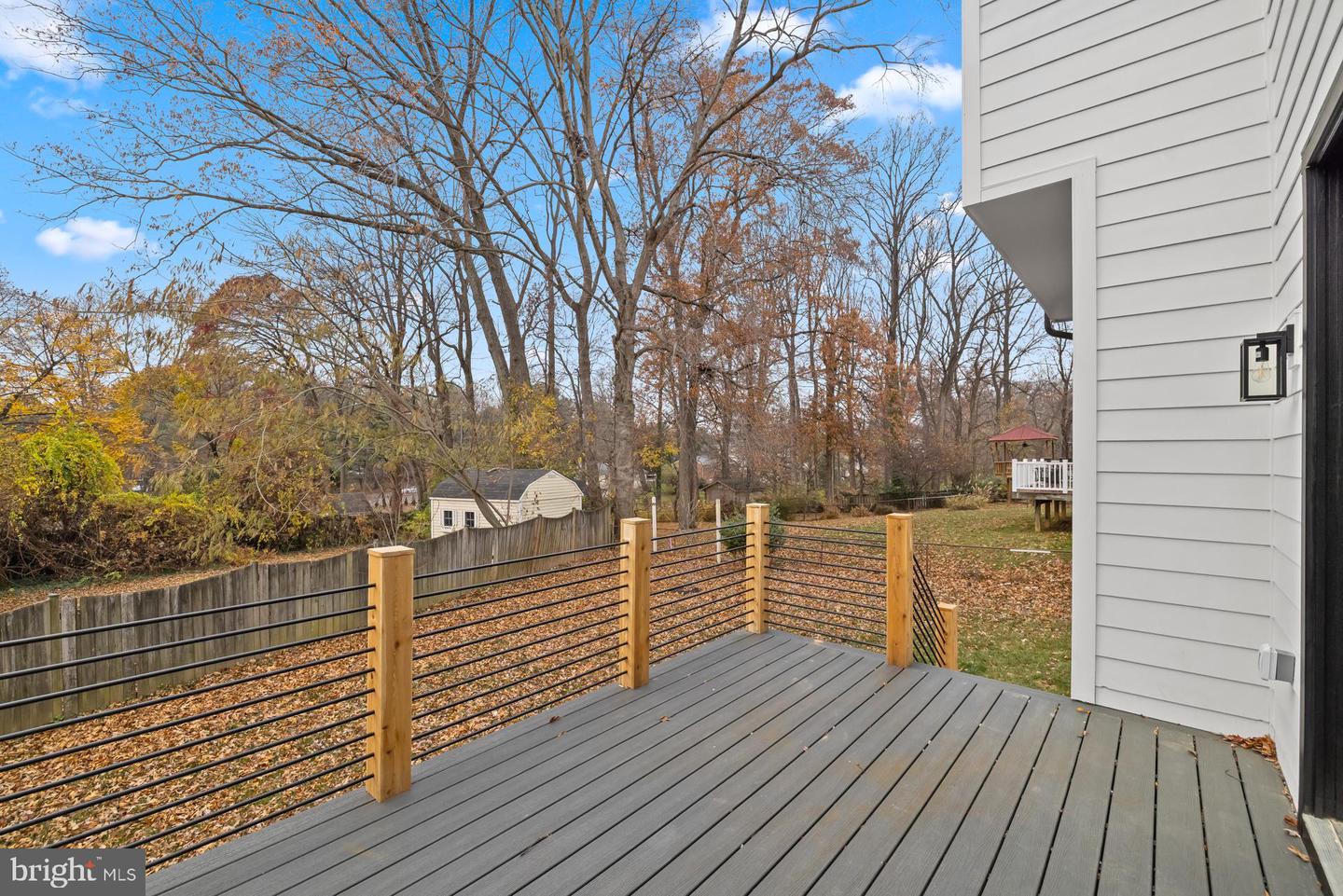 719 MEADOW LN SW, VIENNA, Virginia 22180, 6 Bedrooms Bedrooms, ,6 BathroomsBathrooms,Residential,For sale,719 MEADOW LN SW,VAFX2280146 MLS # VAFX2280146