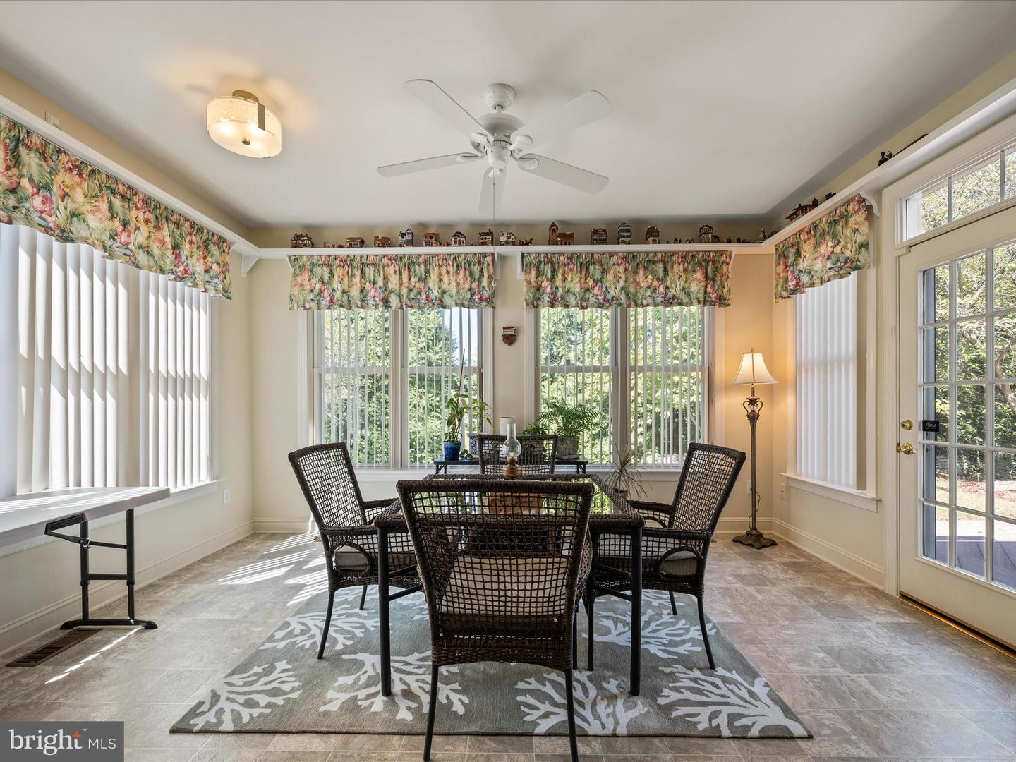 147 HARVEST RIDGE DR, WINCHESTER, Virginia 22601, 3 Bedrooms Bedrooms, ,2 BathroomsBathrooms,Residential,For sale,147 HARVEST RIDGE DR,VAFV2036978 MLS # VAFV2036978