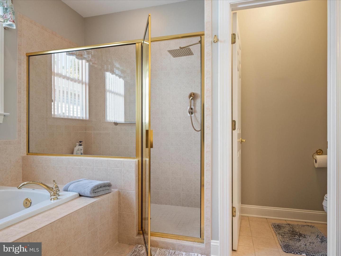 147 HARVEST RIDGE DR, WINCHESTER, Virginia 22601, 3 Bedrooms Bedrooms, ,2 BathroomsBathrooms,Residential,For sale,147 HARVEST RIDGE DR,VAFV2036978 MLS # VAFV2036978