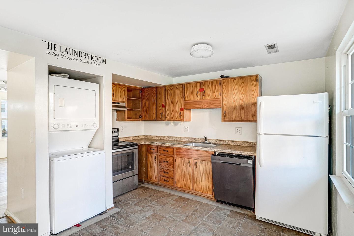 8329 GEORGIAN CT, MANASSAS, Virginia 20110, 3 Bedrooms Bedrooms, ,2 BathroomsBathrooms,Residential,For sale,8329 GEORGIAN CT,VAMN2009542 MLS # VAMN2009542