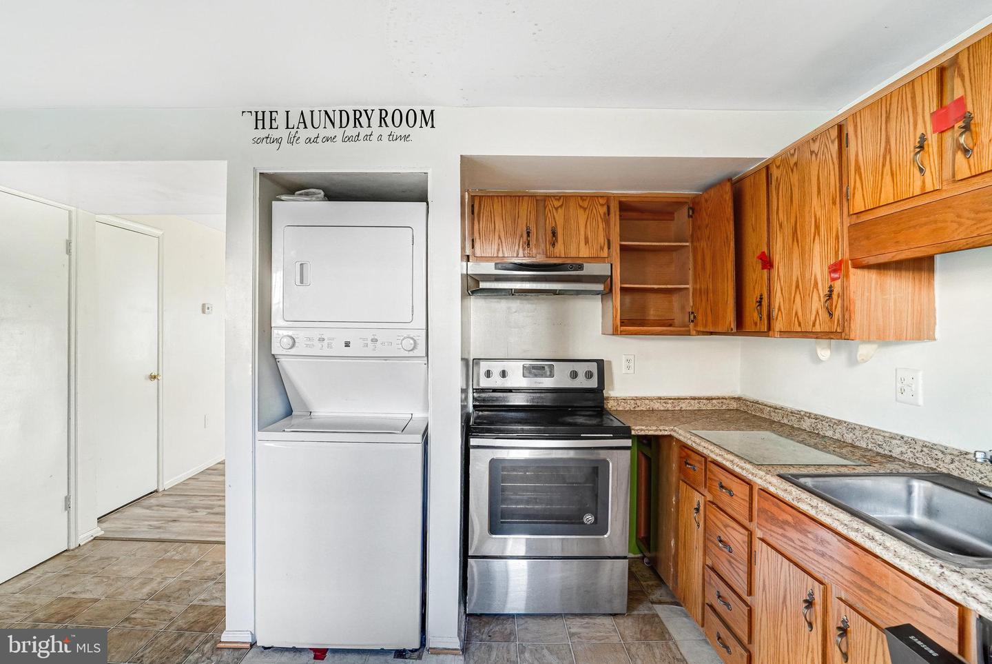 8329 GEORGIAN CT, MANASSAS, Virginia 20110, 3 Bedrooms Bedrooms, ,2 BathroomsBathrooms,Residential,For sale,8329 GEORGIAN CT,VAMN2009542 MLS # VAMN2009542