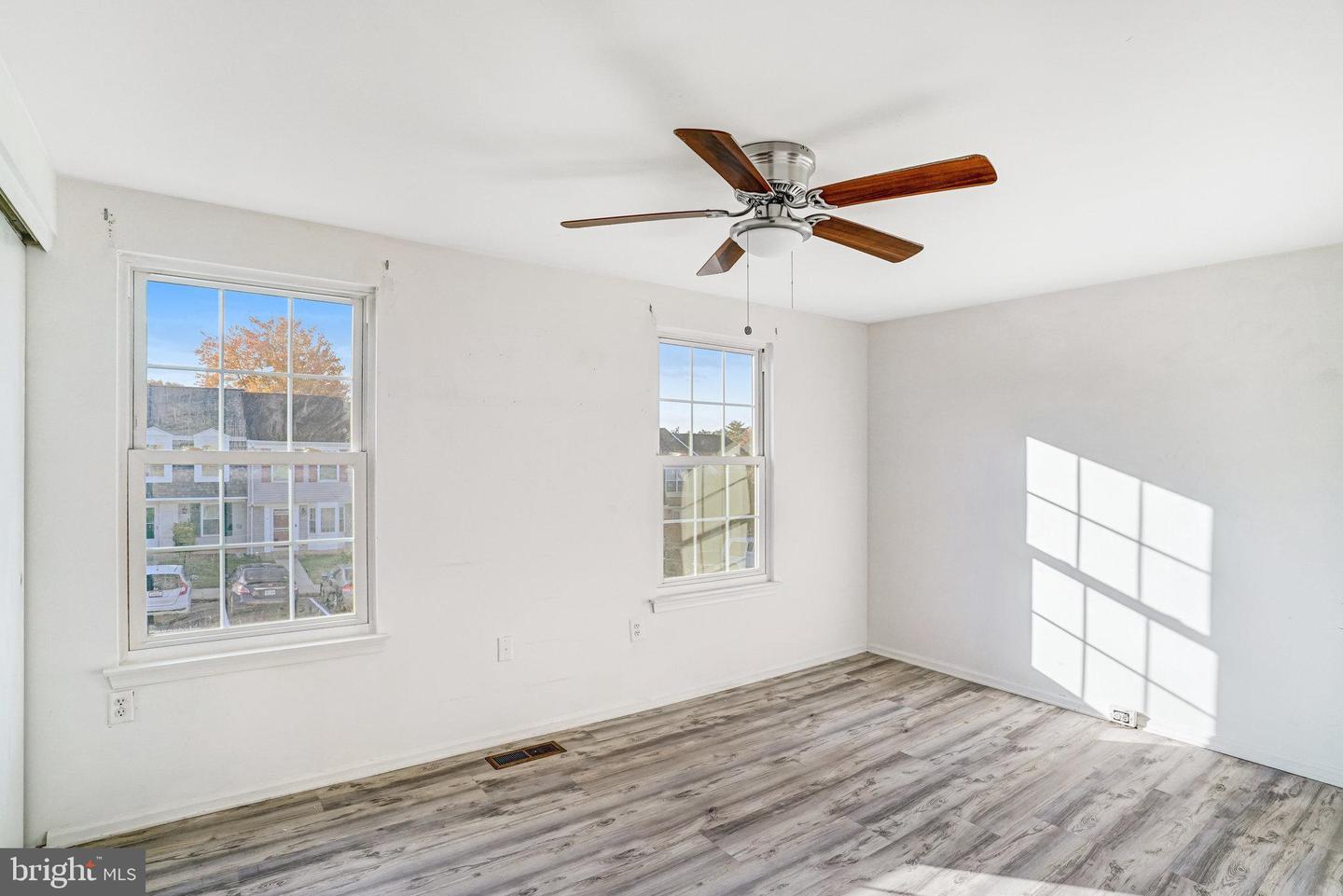 8329 GEORGIAN CT, MANASSAS, Virginia 20110, 3 Bedrooms Bedrooms, ,2 BathroomsBathrooms,Residential,For sale,8329 GEORGIAN CT,VAMN2009542 MLS # VAMN2009542