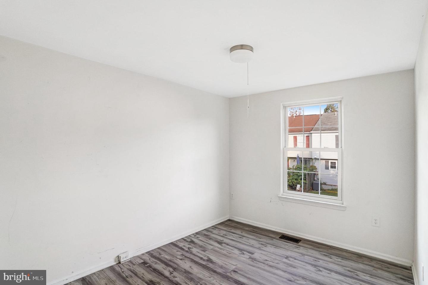 8329 GEORGIAN CT, MANASSAS, Virginia 20110, 3 Bedrooms Bedrooms, ,2 BathroomsBathrooms,Residential,For sale,8329 GEORGIAN CT,VAMN2009542 MLS # VAMN2009542