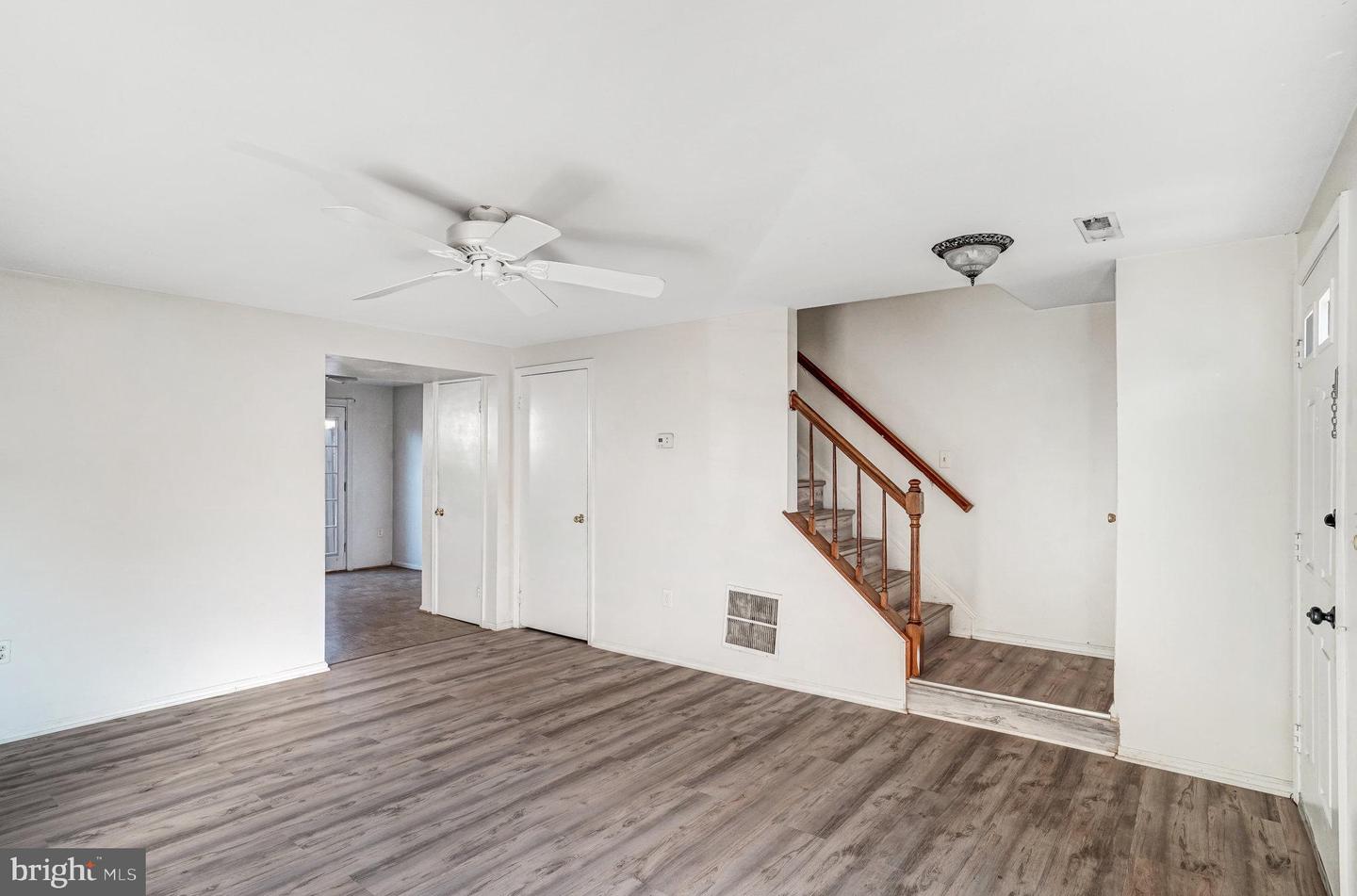 8329 GEORGIAN CT, MANASSAS, Virginia 20110, 3 Bedrooms Bedrooms, ,2 BathroomsBathrooms,Residential,For sale,8329 GEORGIAN CT,VAMN2009542 MLS # VAMN2009542