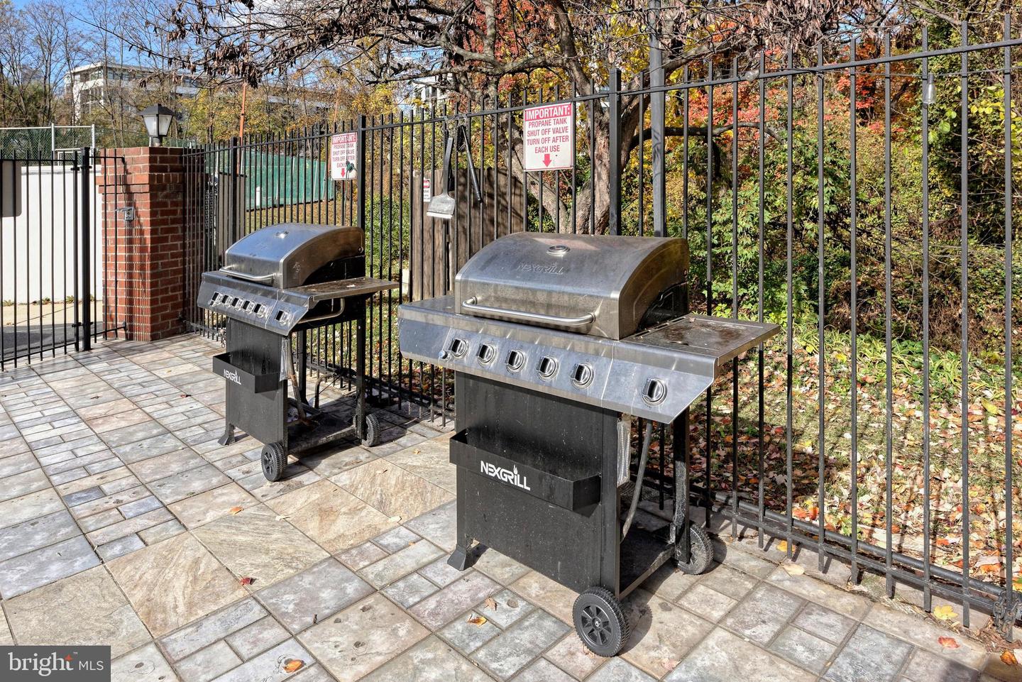 7640 TREMAYNE #202, MCLEAN, Virginia 22102, 2 Bedrooms Bedrooms, ,2 BathroomsBathrooms,Residential,For sale,7640 TREMAYNE #202,VAFX2277556 MLS # VAFX2277556