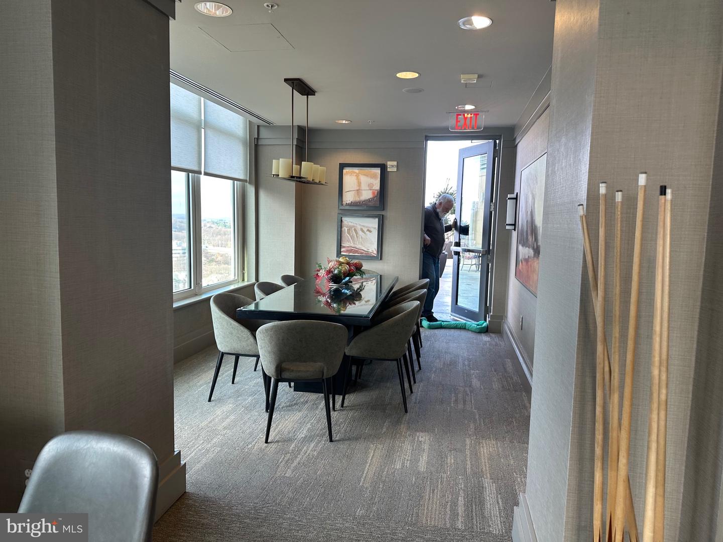 8220 CRESTWOOD HEIGHTS DR #807, MCLEAN, Virginia 22102, 2 Bedrooms Bedrooms, 6 Rooms Rooms,2 BathroomsBathrooms,Residential,For sale,8220 CRESTWOOD HEIGHTS DR #807,VAFX2278278 MLS # VAFX2278278