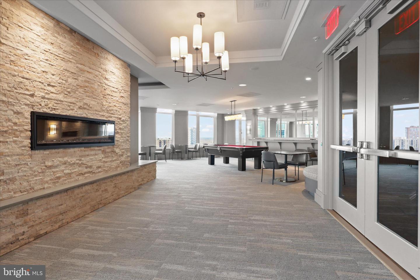 8220 CRESTWOOD HEIGHTS DR #807, MCLEAN, Virginia 22102, 2 Bedrooms Bedrooms, 6 Rooms Rooms,2 BathroomsBathrooms,Residential,For sale,8220 CRESTWOOD HEIGHTS DR #807,VAFX2278278 MLS # VAFX2278278