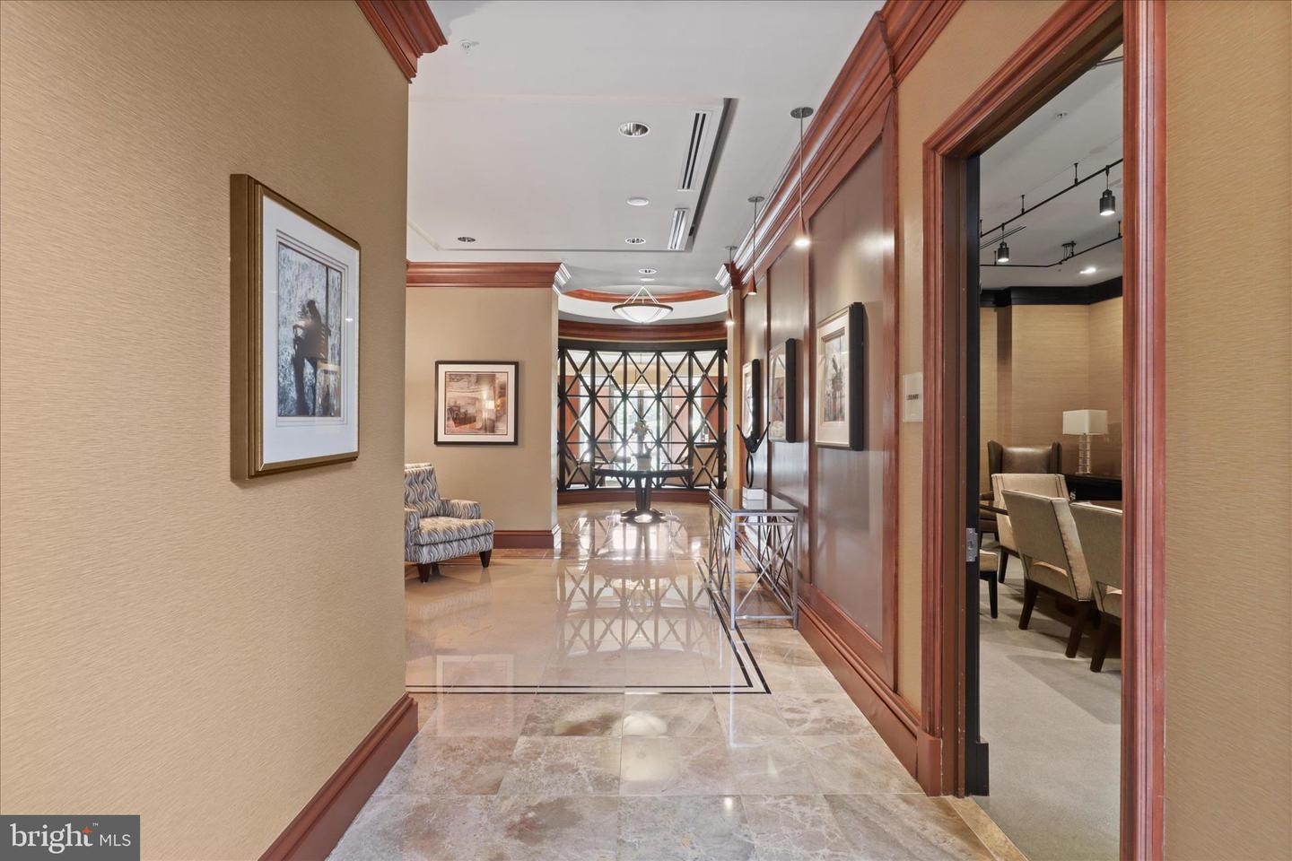 8220 CRESTWOOD HEIGHTS DR #807, MCLEAN, Virginia 22102, 2 Bedrooms Bedrooms, 6 Rooms Rooms,2 BathroomsBathrooms,Residential,For sale,8220 CRESTWOOD HEIGHTS DR #807,VAFX2278278 MLS # VAFX2278278