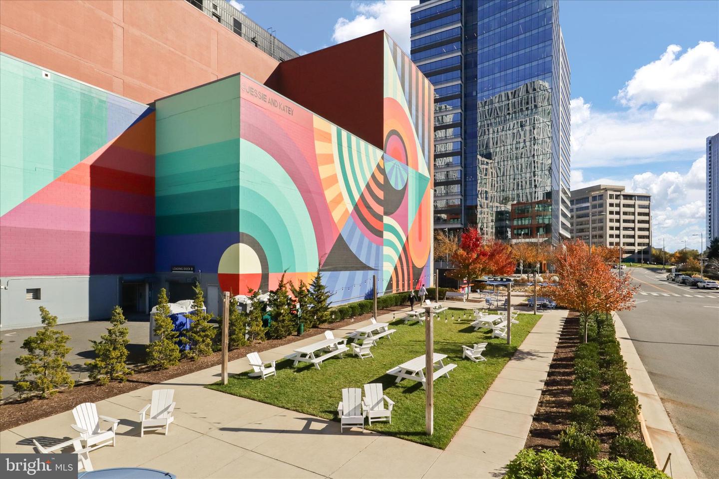 8601 RAGLAN RD, VIENNA, Virginia 22182, 4 Bedrooms Bedrooms, 8 Rooms Rooms,3 BathroomsBathrooms,Residential,For sale,8601 RAGLAN RD,VAFX2280150 MLS # VAFX2280150