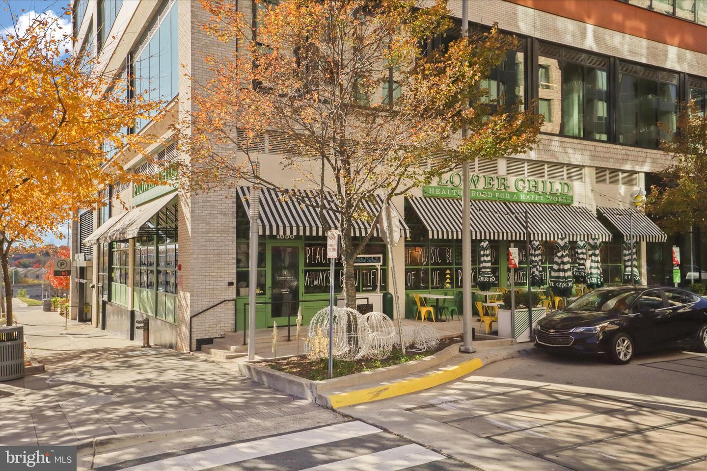 8601 RAGLAN RD, VIENNA, Virginia 22182, 4 Bedrooms Bedrooms, 8 Rooms Rooms,3 BathroomsBathrooms,Residential,For sale,8601 RAGLAN RD,VAFX2280150 MLS # VAFX2280150