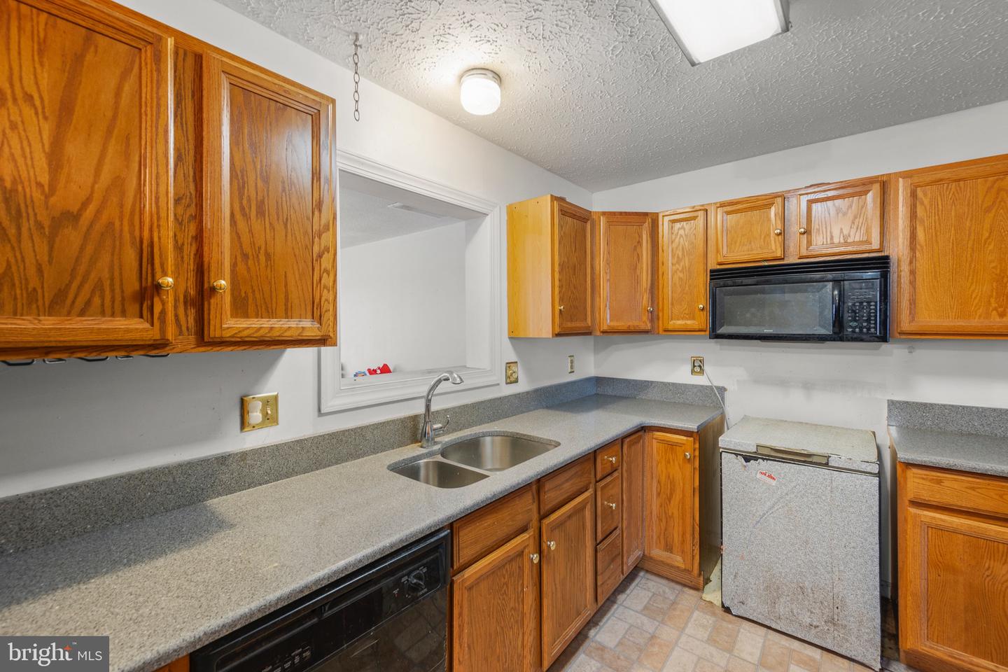 308 LAUREL DR, CROSS JUNCTION, Virginia 22625, 4 Bedrooms Bedrooms, 13 Rooms Rooms,2 BathroomsBathrooms,Residential,For sale,308 LAUREL DR,VAFV2037444 MLS # VAFV2037444