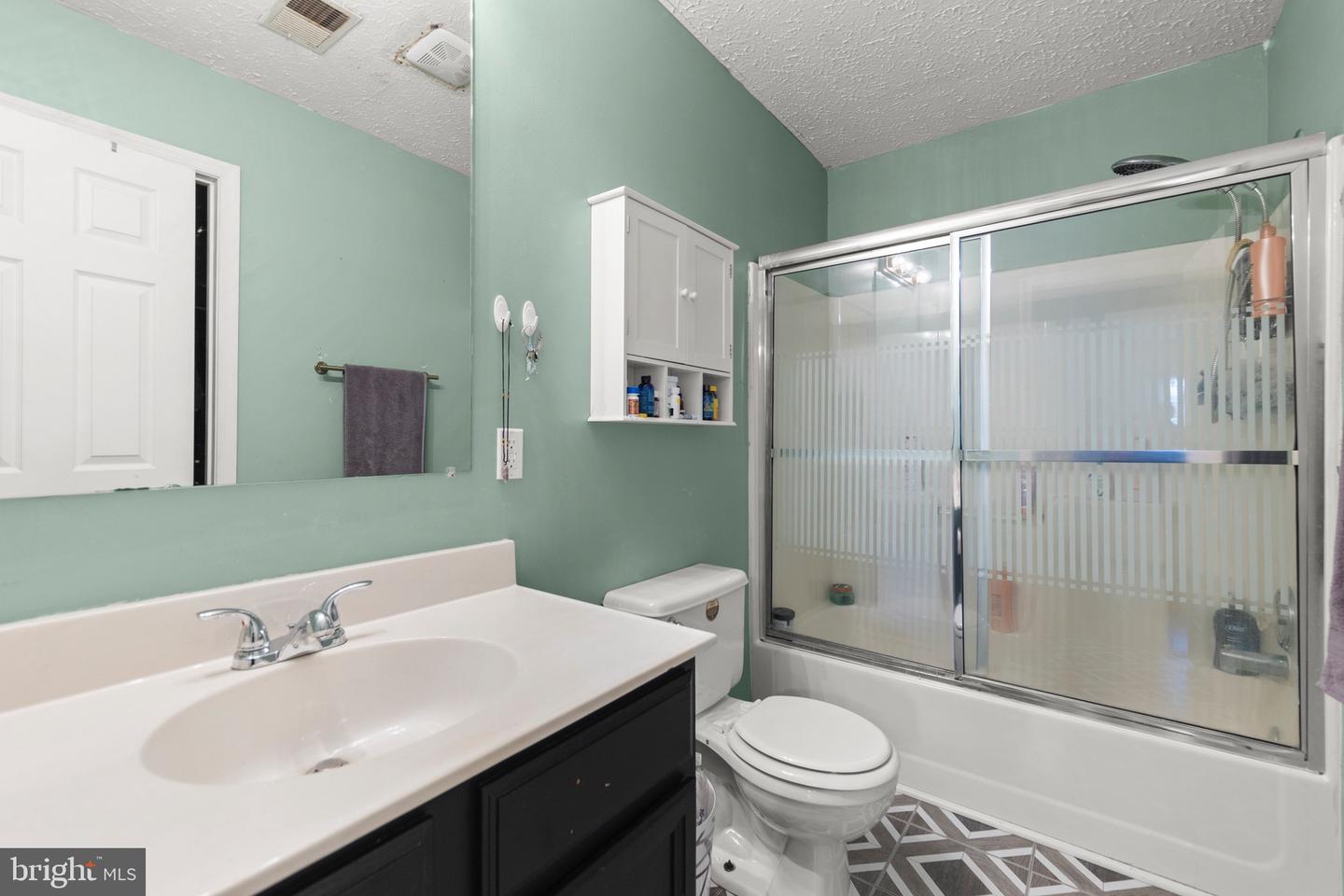 308 LAUREL DR, CROSS JUNCTION, Virginia 22625, 4 Bedrooms Bedrooms, 13 Rooms Rooms,2 BathroomsBathrooms,Residential,For sale,308 LAUREL DR,VAFV2037444 MLS # VAFV2037444