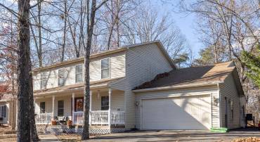 308 LAUREL DR, CROSS JUNCTION, Virginia 22625, 4 Bedrooms Bedrooms, 13 Rooms Rooms,2 BathroomsBathrooms,Residential,For sale,308 LAUREL DR,VAFV2037444 MLS # VAFV2037444