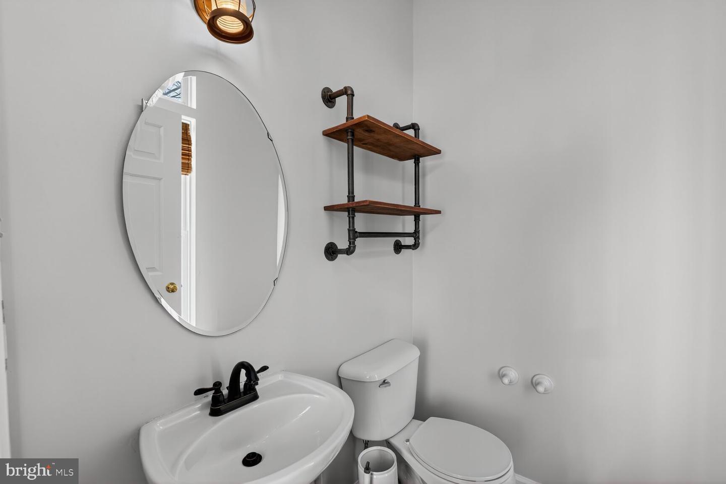 966 HARRISON CIR, ALEXANDRIA, Virginia 22304, 3 Bedrooms Bedrooms, ,2 BathroomsBathrooms,Residential,For sale,966 HARRISON CIR,VAAX2051236 MLS # VAAX2051236