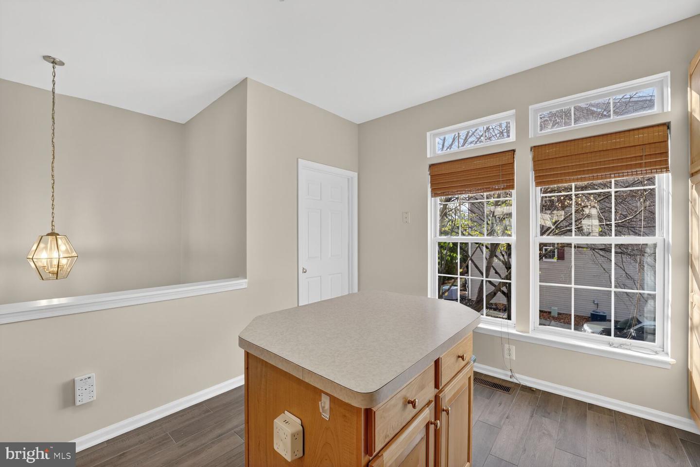 966 HARRISON CIR, ALEXANDRIA, Virginia 22304, 3 Bedrooms Bedrooms, ,2 BathroomsBathrooms,Residential,For sale,966 HARRISON CIR,VAAX2051236 MLS # VAAX2051236