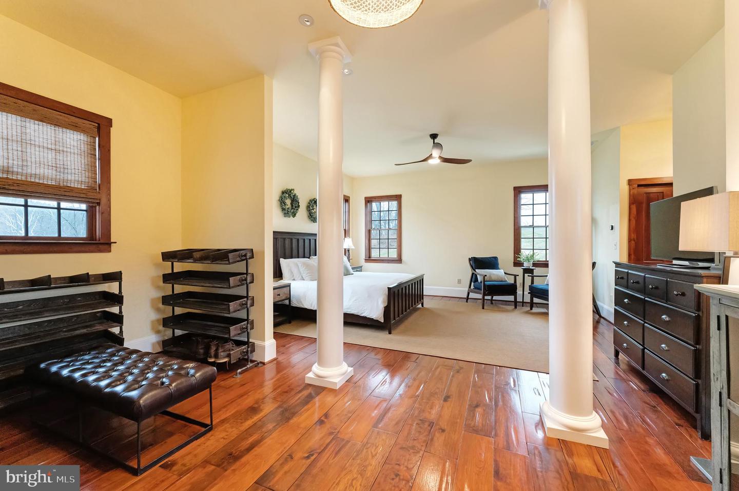 15718 OLD WATERFORD RD, PAEONIAN SPRINGS, Virginia 20129, 7 Bedrooms Bedrooms, ,5 BathroomsBathrooms,Residential,For sale,15718 OLD WATERFORD RD,VALO2110776 MLS # VALO2110776