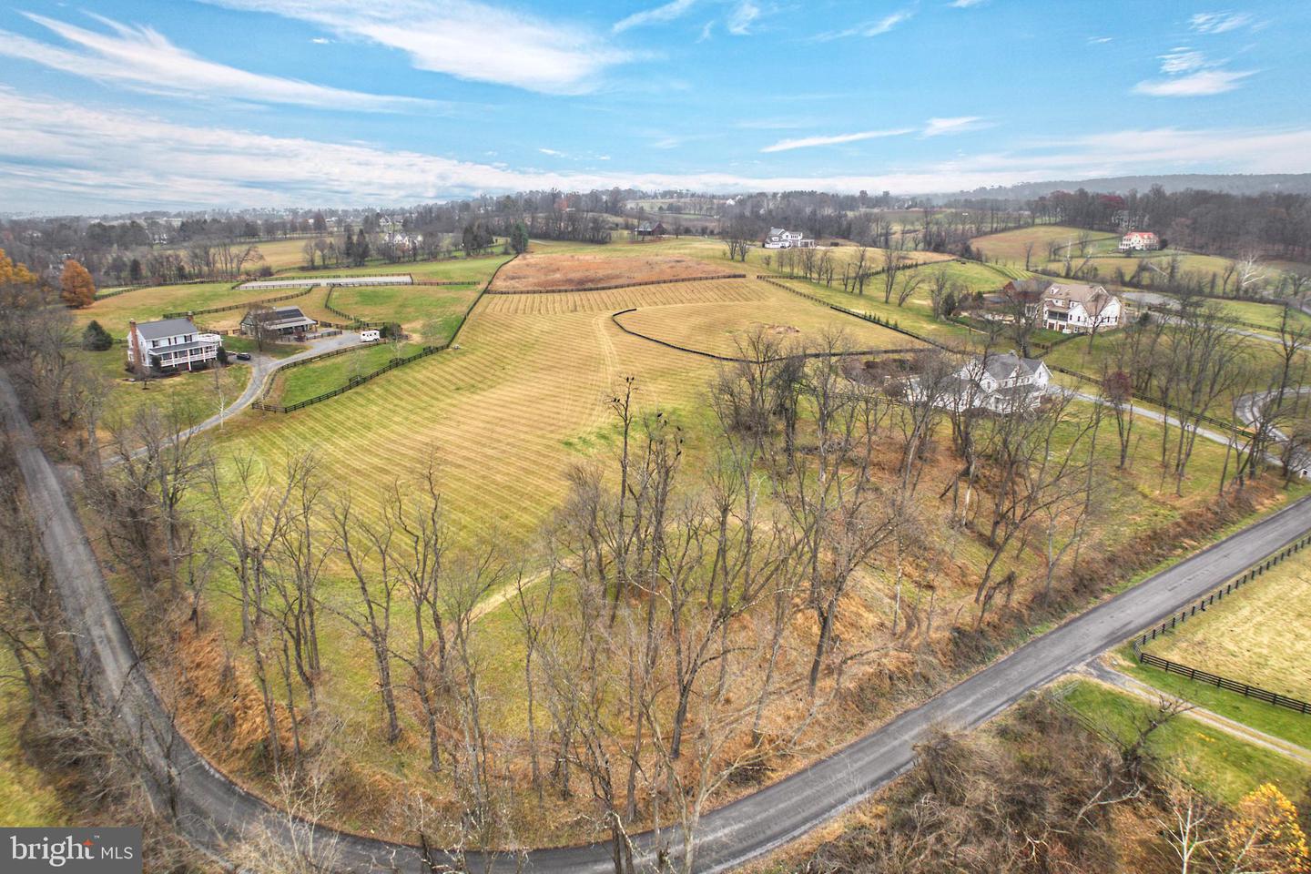 15718 OLD WATERFORD RD, PAEONIAN SPRINGS, Virginia 20129, 7 Bedrooms Bedrooms, ,5 BathroomsBathrooms,Residential,For sale,15718 OLD WATERFORD RD,VALO2110776 MLS # VALO2110776