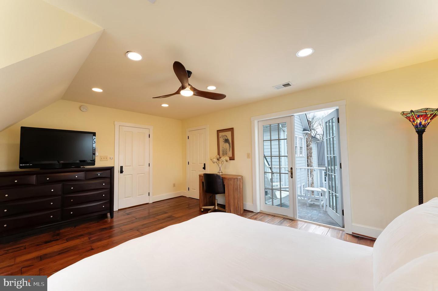 15718 OLD WATERFORD RD, PAEONIAN SPRINGS, Virginia 20129, 7 Bedrooms Bedrooms, ,5 BathroomsBathrooms,Residential,For sale,15718 OLD WATERFORD RD,VALO2110776 MLS # VALO2110776