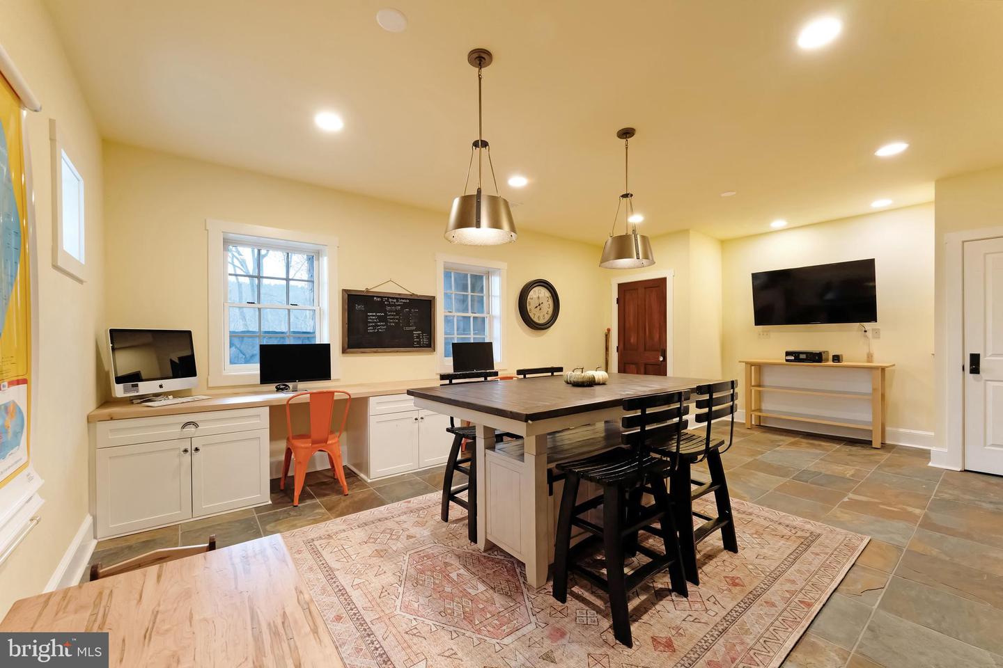 15718 OLD WATERFORD RD, PAEONIAN SPRINGS, Virginia 20129, 7 Bedrooms Bedrooms, ,5 BathroomsBathrooms,Residential,For sale,15718 OLD WATERFORD RD,VALO2110776 MLS # VALO2110776