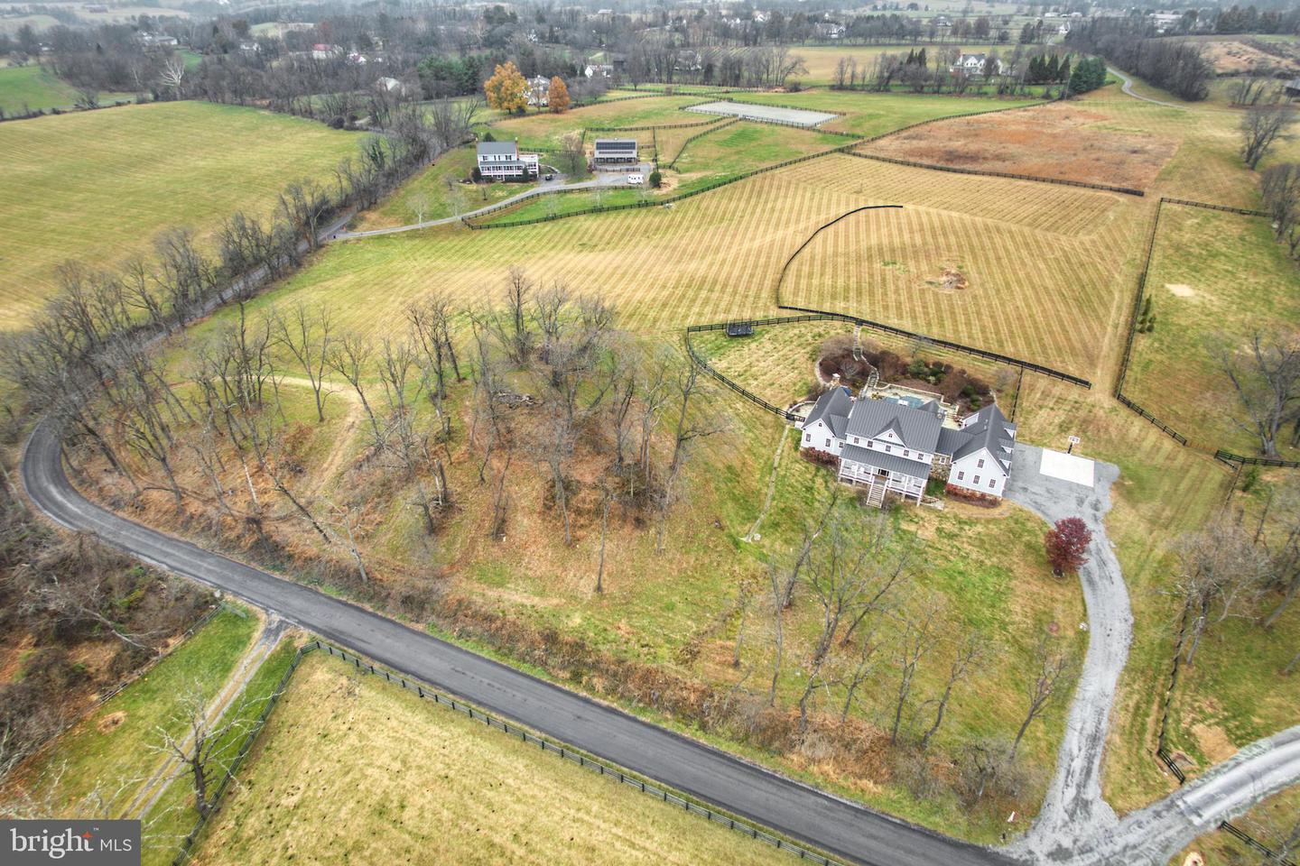 15718 OLD WATERFORD RD, PAEONIAN SPRINGS, Virginia 20129, 7 Bedrooms Bedrooms, ,5 BathroomsBathrooms,Residential,For sale,15718 OLD WATERFORD RD,VALO2110776 MLS # VALO2110776