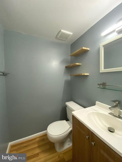 15099 CARDIN PL, WOODBRIDGE, Virginia 22193, 3 Bedrooms Bedrooms, ,2 BathroomsBathrooms,Residential,For sale,15099 CARDIN PL,VAPW2107522 MLS # VAPW2107522