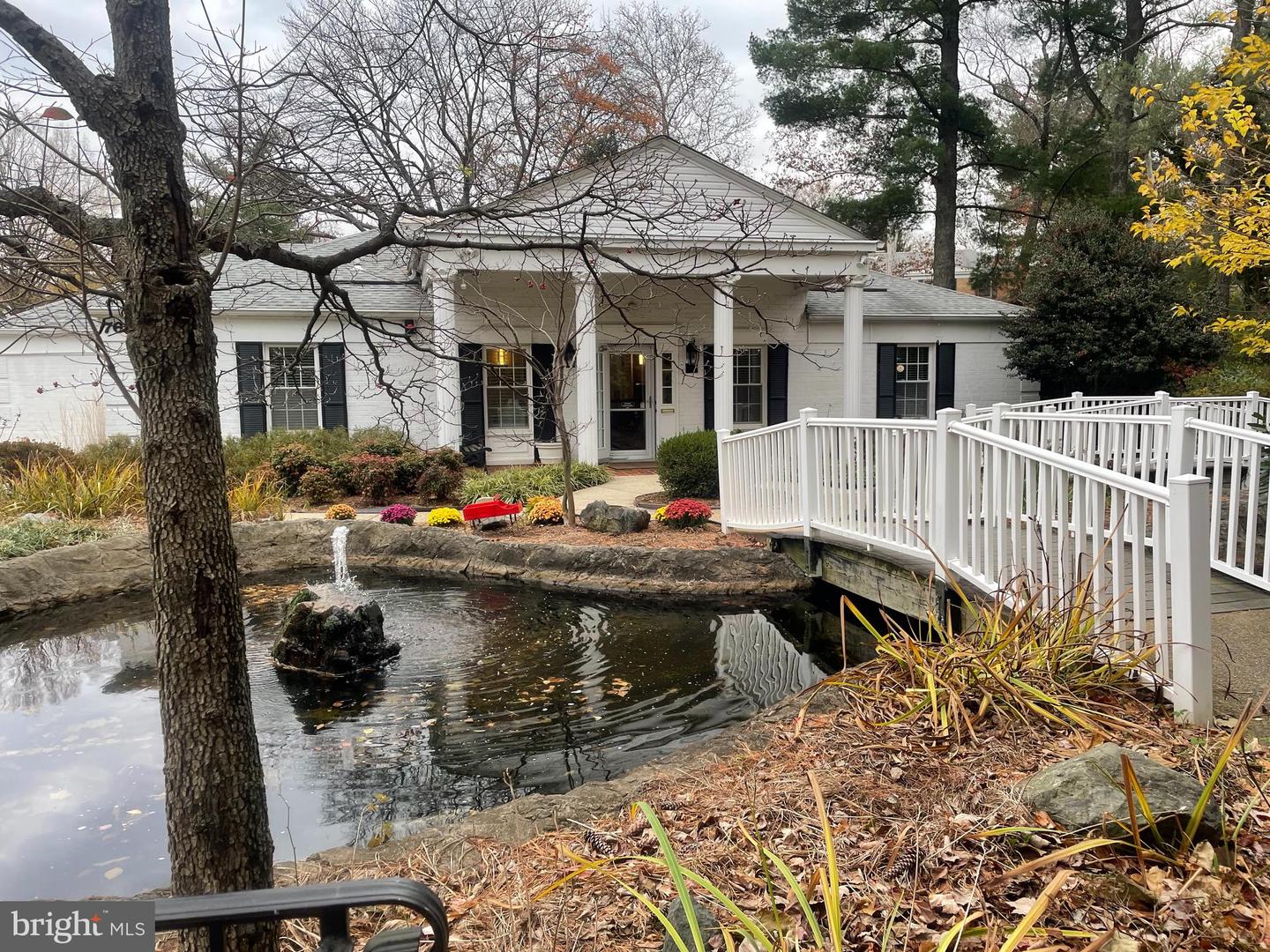 7640 PROVINCIAL DR #204, MCLEAN, Virginia 22102, 3 Bedrooms Bedrooms, ,2 BathroomsBathrooms,Residential,For sale,7640 PROVINCIAL DR #204,VAFX2279366 MLS # VAFX2279366