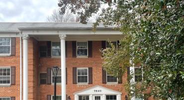 7640 PROVINCIAL DR #204, MCLEAN, Virginia 22102, 3 Bedrooms Bedrooms, ,2 BathroomsBathrooms,Residential,For sale,7640 PROVINCIAL DR #204,VAFX2279366 MLS # VAFX2279366