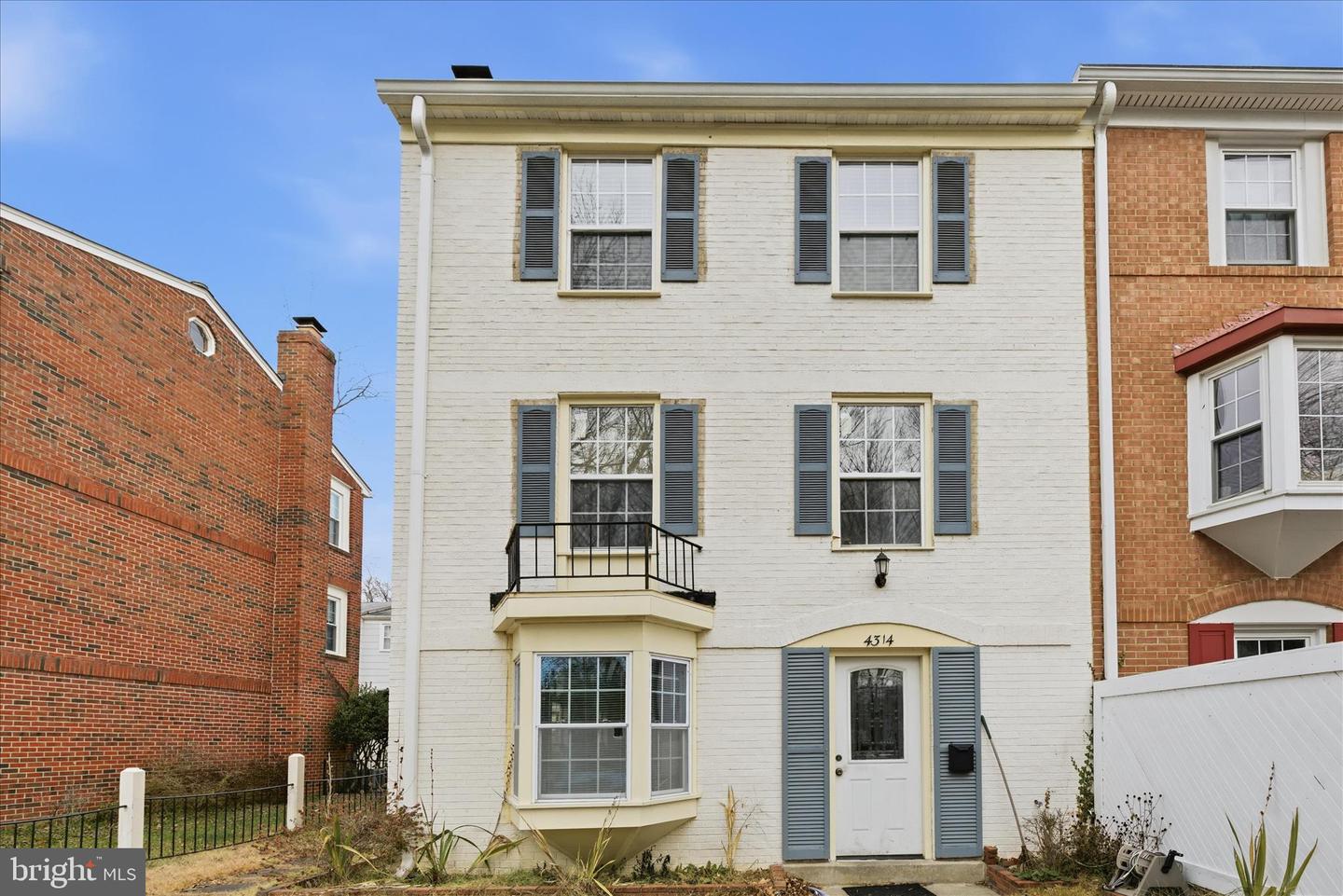4314 GRAMERCY CIR, ALEXANDRIA, Virginia 22309, 4 Bedrooms Bedrooms, ,2 BathroomsBathrooms,Residential,For sale,4314 GRAMERCY CIR,VAFX2279710 MLS # VAFX2279710 4314 GRAMERCY CIR, ALEXANDRIA, Virginia 22309, 4 Bedrooms Bedrooms, ,2 BathroomsBathrooms,Residential,For sale,4314 GRAMERCY CIR,VAFX2279710 MLS # VAFX2279710