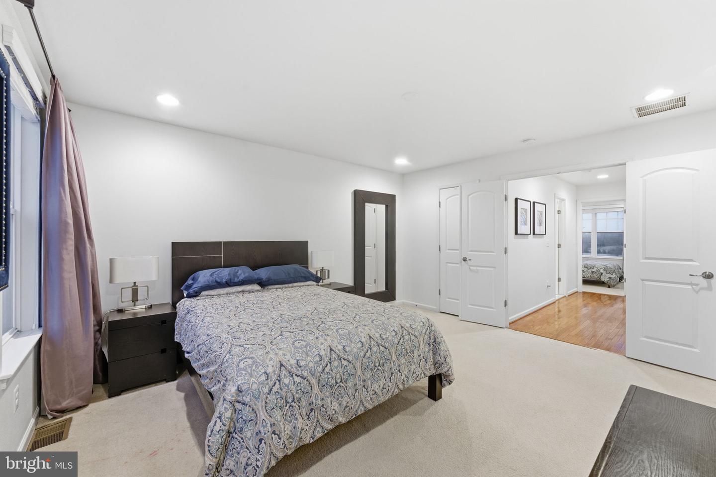 43911 EASTGATE VIEW DR, CHANTILLY, Virginia 20152, 3 Bedrooms Bedrooms, ,2 BathroomsBathrooms,Residential,For sale,43911 EASTGATE VIEW DR,VALO2111380 MLS # VALO2111380