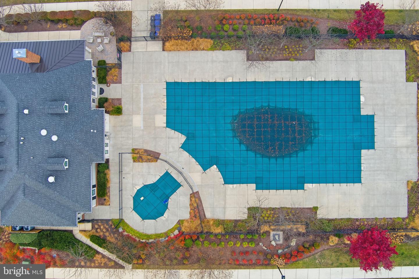 43911 EASTGATE VIEW DR, CHANTILLY, Virginia 20152, 3 Bedrooms Bedrooms, ,2 BathroomsBathrooms,Residential,For sale,43911 EASTGATE VIEW DR,VALO2111380 MLS # VALO2111380