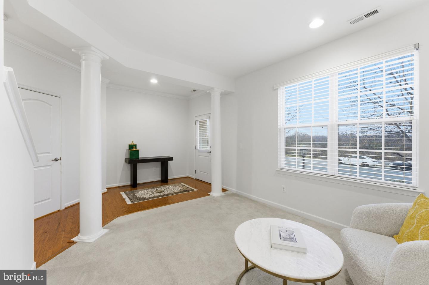 43911 EASTGATE VIEW DR, CHANTILLY, Virginia 20152, 3 Bedrooms Bedrooms, ,2 BathroomsBathrooms,Residential,For sale,43911 EASTGATE VIEW DR,VALO2111380 MLS # VALO2111380