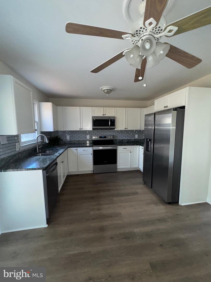 11100 ASCOT CIR, FREDERICKSBURG, Virginia 22407, 4 Bedrooms Bedrooms, 11 Rooms Rooms,3 BathroomsBathrooms,Residential,For sale,11100 ASCOT CIR,VASP2037758 MLS # VASP2037758