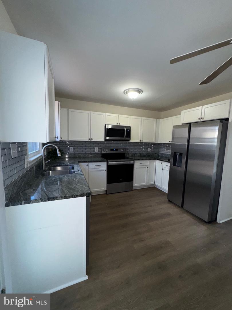 11100 ASCOT CIR, FREDERICKSBURG, Virginia 22407, 4 Bedrooms Bedrooms, 11 Rooms Rooms,3 BathroomsBathrooms,Residential,For sale,11100 ASCOT CIR,VASP2037758 MLS # VASP2037758