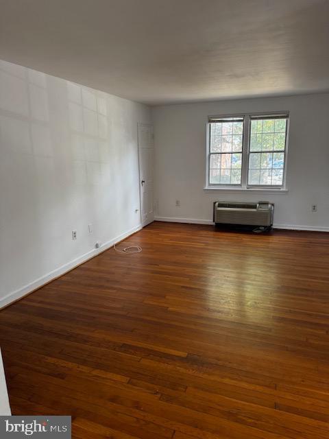 2 AUBURN CT #B, ALEXANDRIA, Virginia 22305, 2 Bedrooms Bedrooms, ,1 BathroomBathrooms,Residential,For sale,2 AUBURN CT #B,VAAX2051974 MLS # VAAX2051974