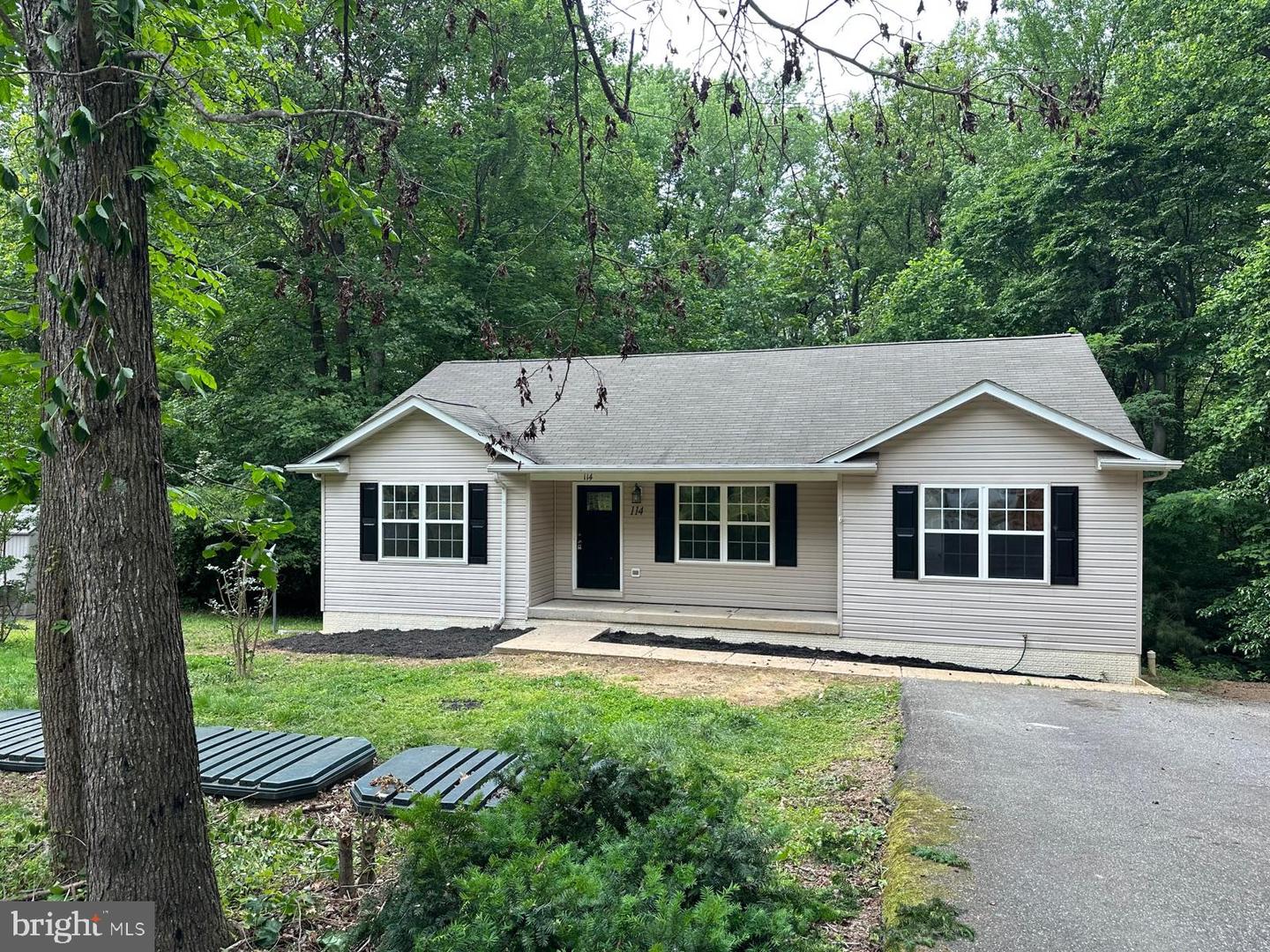 114 DRAGOON DR, MONTROSS, Virginia 22520, 4 Bedrooms Bedrooms, ,3 BathroomsBathrooms,Residential,For sale,114 DRAGOON DR,VAWE2010158 MLS # VAWE2010158