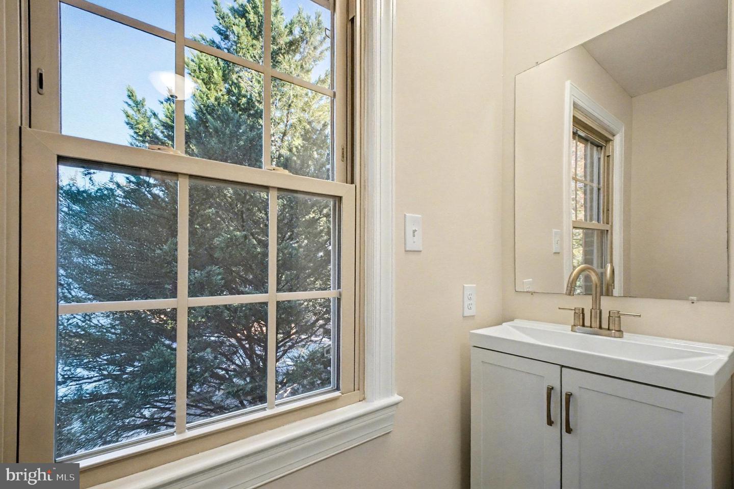 811 COLLEGE AVE, FREDERICKSBURG, Virginia 22401, 3 Bedrooms Bedrooms, 11 Rooms Rooms,3 BathroomsBathrooms,Residential,For sale,811 COLLEGE AVE,VAFB2009332 MLS # VAFB2009332 811 COLLEGE AVE, FREDERICKSBURG, Virginia 22401, 3 Bedrooms Bedrooms, 11 Rooms Rooms,3 BathroomsBathrooms,Residential,For sale,811 COLLEGE AVE,VAFB2009332 MLS # VAFB2009332