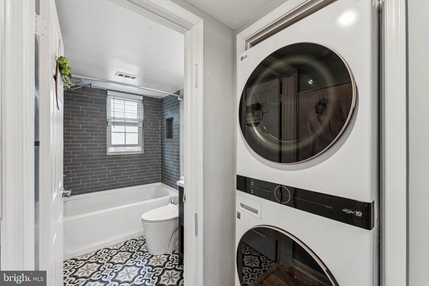 509 BASHFORD LN #6, ALEXANDRIA, Virginia 22314, 1 Bedroom Bedrooms, ,1 BathroomBathrooms,Residential,For sale,509 BASHFORD LN #6,VAAX2051980 MLS # VAAX2051980 509 BASHFORD LN #6, ALEXANDRIA, Virginia 22314, 1 Bedroom Bedrooms, ,1 BathroomBathrooms,Residential,For sale,509 BASHFORD LN #6,VAAX2051980 MLS # VAAX2051980