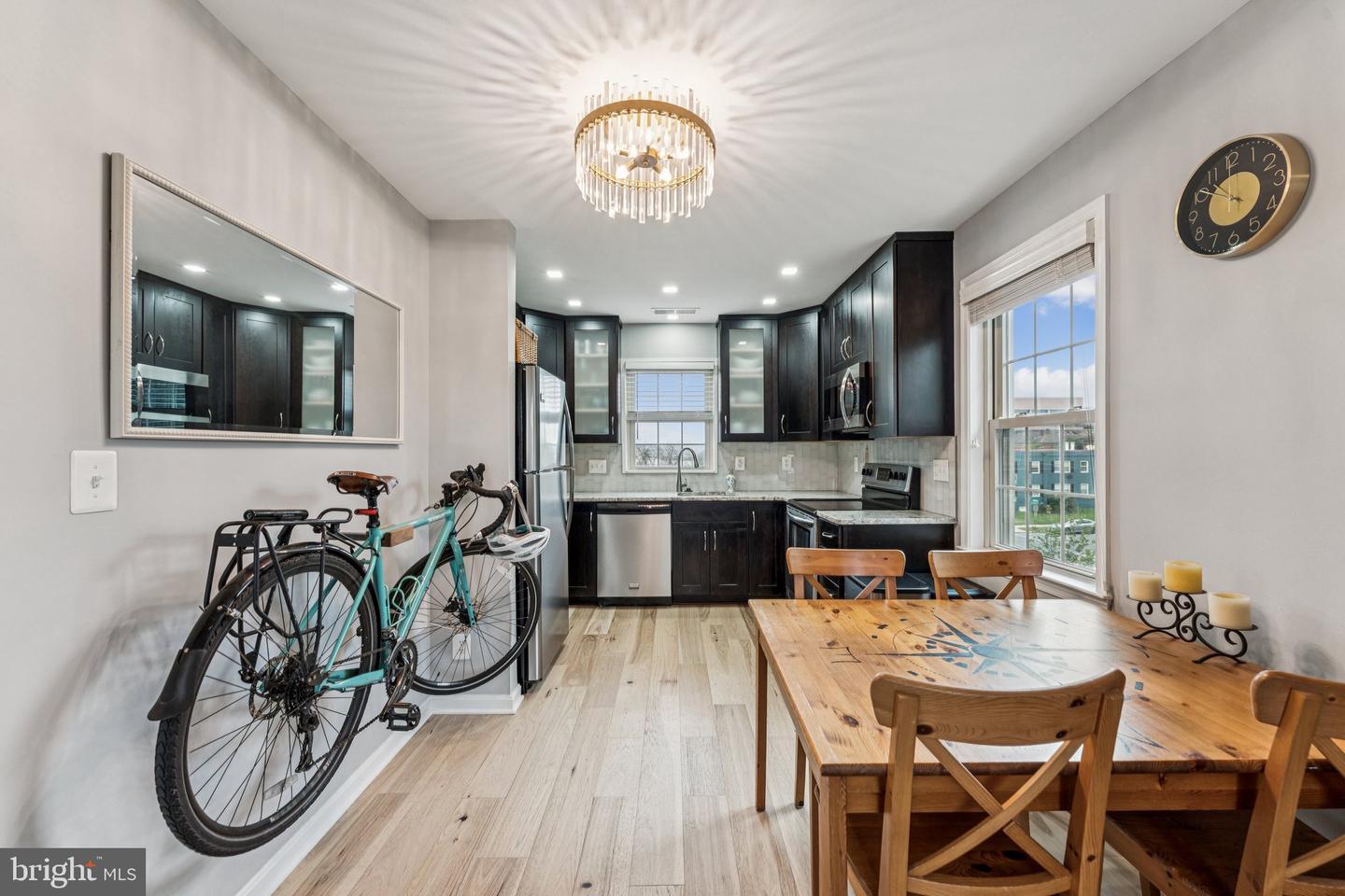 509 BASHFORD LN #6, ALEXANDRIA, Virginia 22314, 1 Bedroom Bedrooms, ,1 BathroomBathrooms,Residential,For sale,509 BASHFORD LN #6,VAAX2051980 MLS # VAAX2051980 509 BASHFORD LN #6, ALEXANDRIA, Virginia 22314, 1 Bedroom Bedrooms, ,1 BathroomBathrooms,Residential,For sale,509 BASHFORD LN #6,VAAX2051980 MLS # VAAX2051980