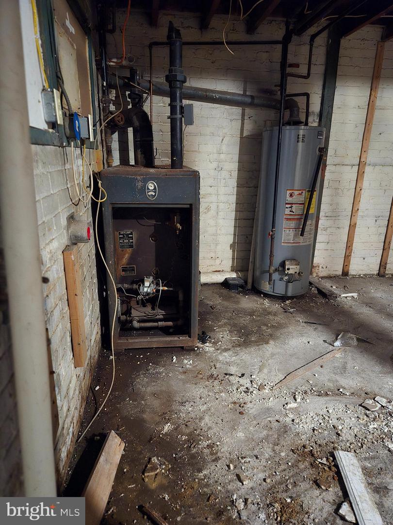 428 INGRAHAM ST NW, WASHINGTON, District Of Columbia 20011, 3 Bedrooms Bedrooms, ,3 BathroomsBathrooms,Residential,For sale,428 INGRAHAM ST NW,DCDC2203028 MLS # DCDC2203028