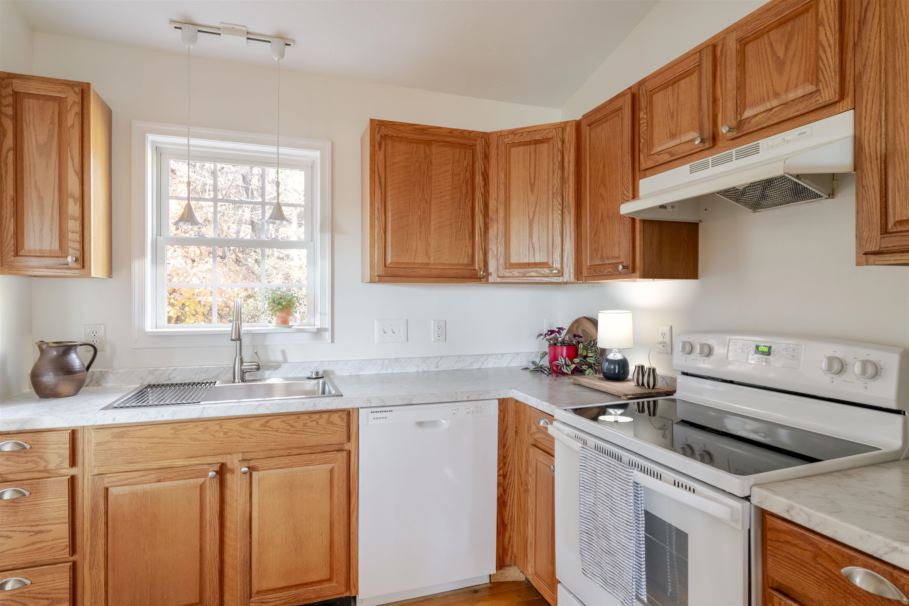 444 PEACH ST, STAUNTON, Virginia 24401, 3 Bedrooms Bedrooms, ,2 BathroomsBathrooms,Residential,444 PEACH ST,671375 MLS # 671375