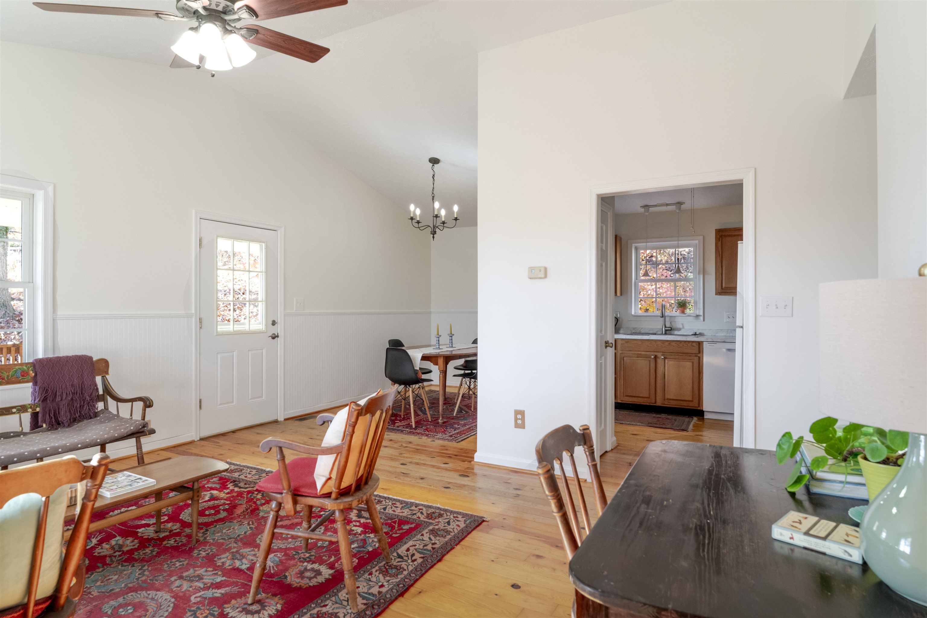 444 PEACH ST, STAUNTON, Virginia 24401, 3 Bedrooms Bedrooms, ,2 BathroomsBathrooms,Residential,444 PEACH ST,671375 MLS # 671375