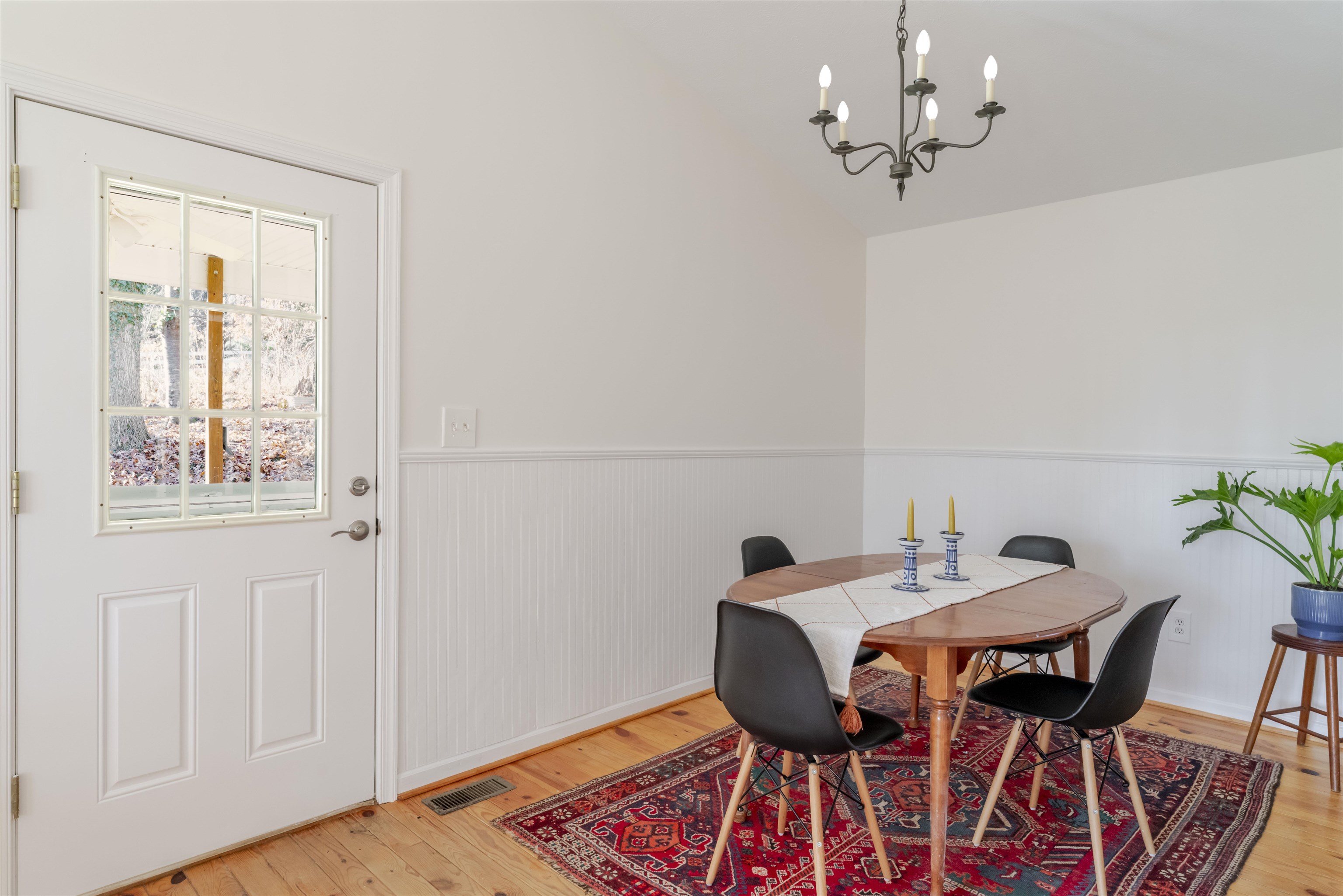 444 PEACH ST, STAUNTON, Virginia 24401, 3 Bedrooms Bedrooms, ,2 BathroomsBathrooms,Residential,444 PEACH ST,671375 MLS # 671375