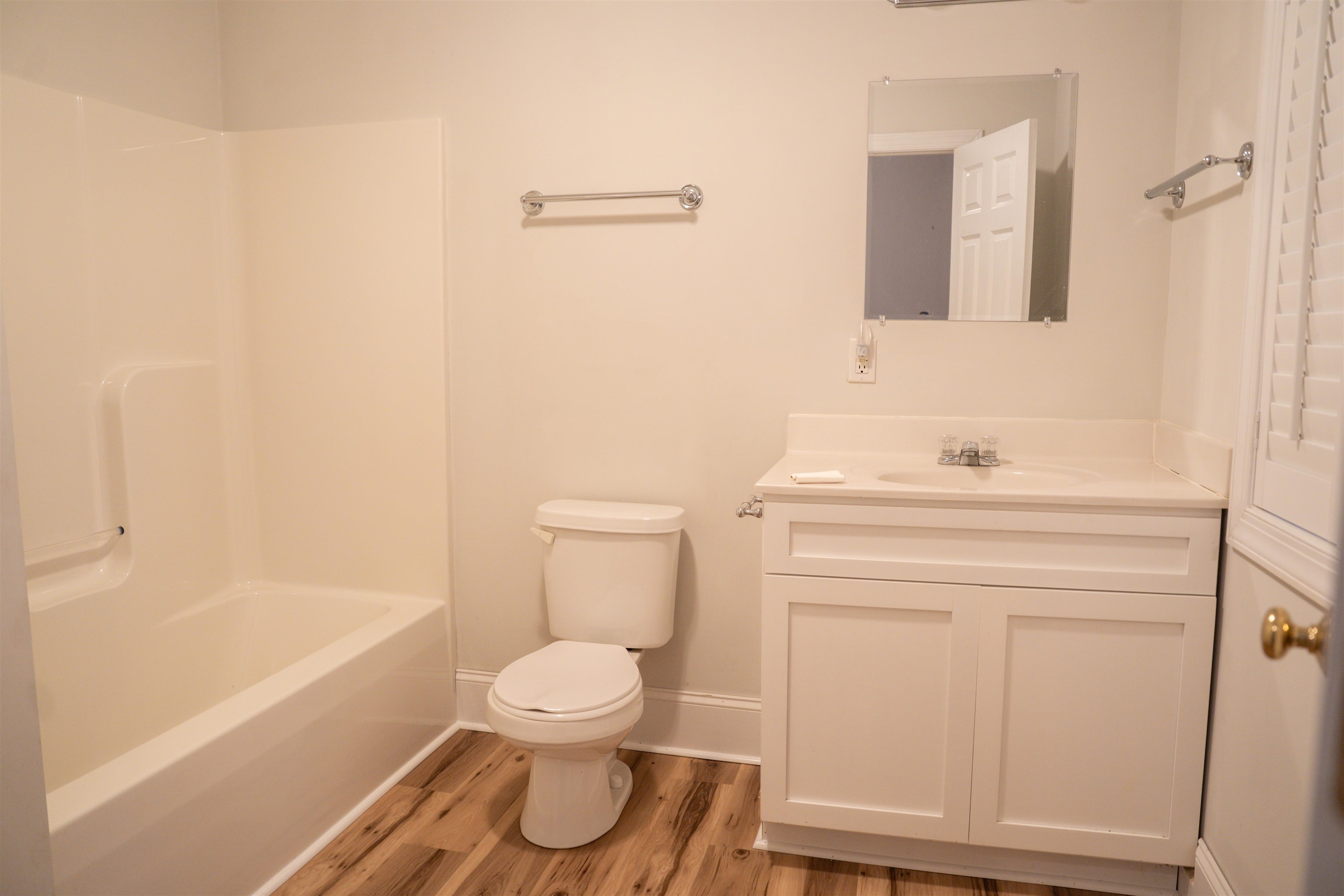 190 HENRY HILL DR, FAIRFIELD, Virginia 24435, 4 Bedrooms Bedrooms, ,3 BathroomsBathrooms,Residential,190 HENRY HILL DR,671380 MLS # 671380 190 HENRY HILL DR, FAIRFIELD, Virginia 24435, 4 Bedrooms Bedrooms, ,3 BathroomsBathrooms,Residential,190 HENRY HILL DR,671380 MLS # 671380