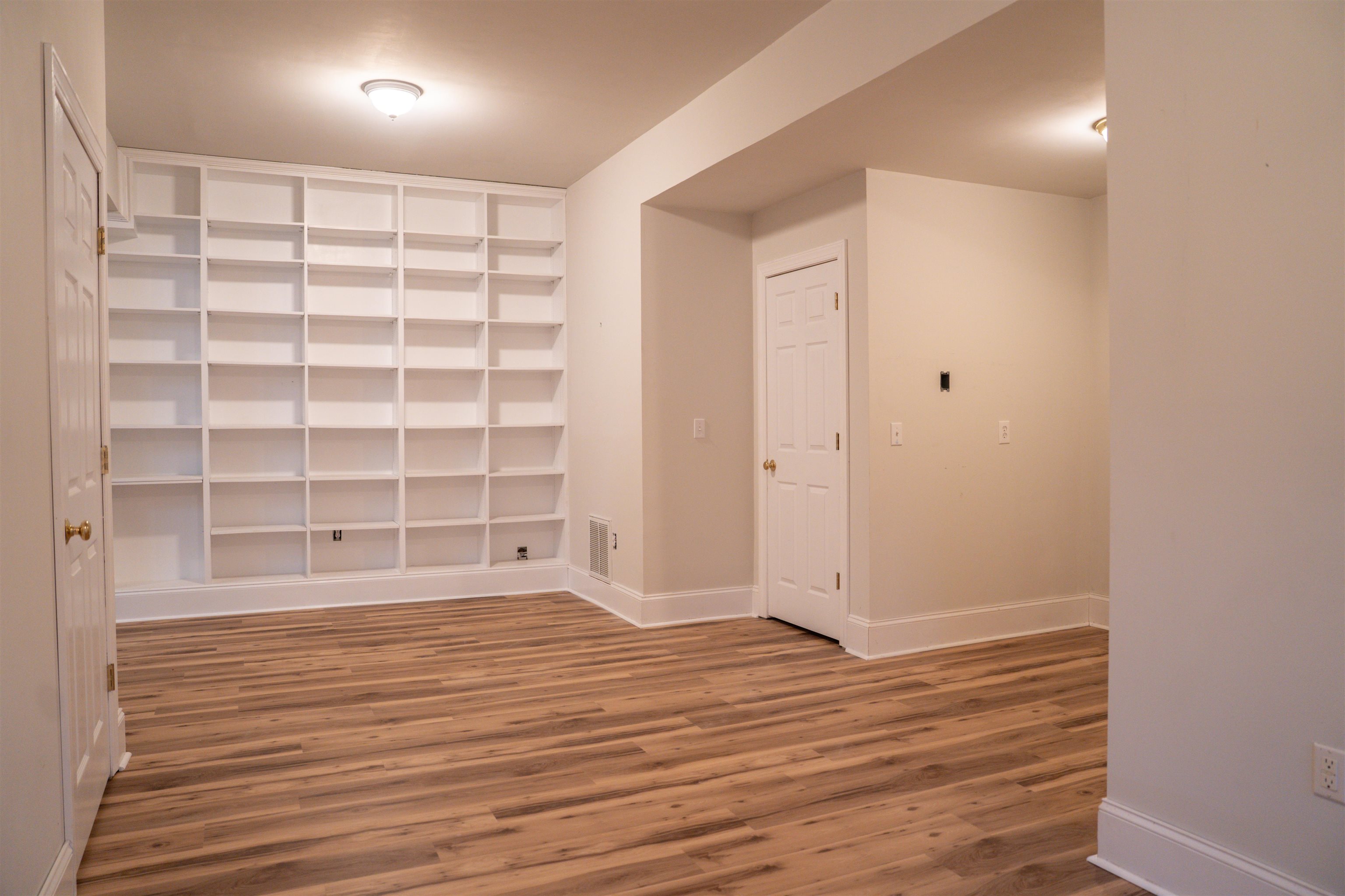 190 HENRY HILL DR, FAIRFIELD, Virginia 24435, 4 Bedrooms Bedrooms, ,3 BathroomsBathrooms,Residential,190 HENRY HILL DR,671380 MLS # 671380 190 HENRY HILL DR, FAIRFIELD, Virginia 24435, 4 Bedrooms Bedrooms, ,3 BathroomsBathrooms,Residential,190 HENRY HILL DR,671380 MLS # 671380