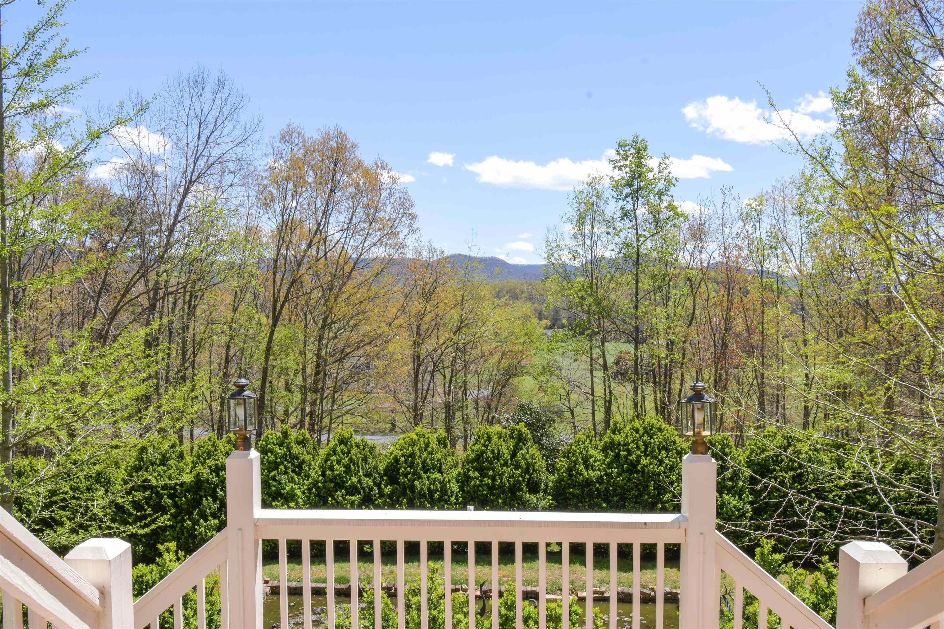 190 HENRY HILL DR, FAIRFIELD, Virginia 24435, 4 Bedrooms Bedrooms, ,3 BathroomsBathrooms,Residential,190 HENRY HILL DR,671380 MLS # 671380 190 HENRY HILL DR, FAIRFIELD, Virginia 24435, 4 Bedrooms Bedrooms, ,3 BathroomsBathrooms,Residential,190 HENRY HILL DR,671380 MLS # 671380