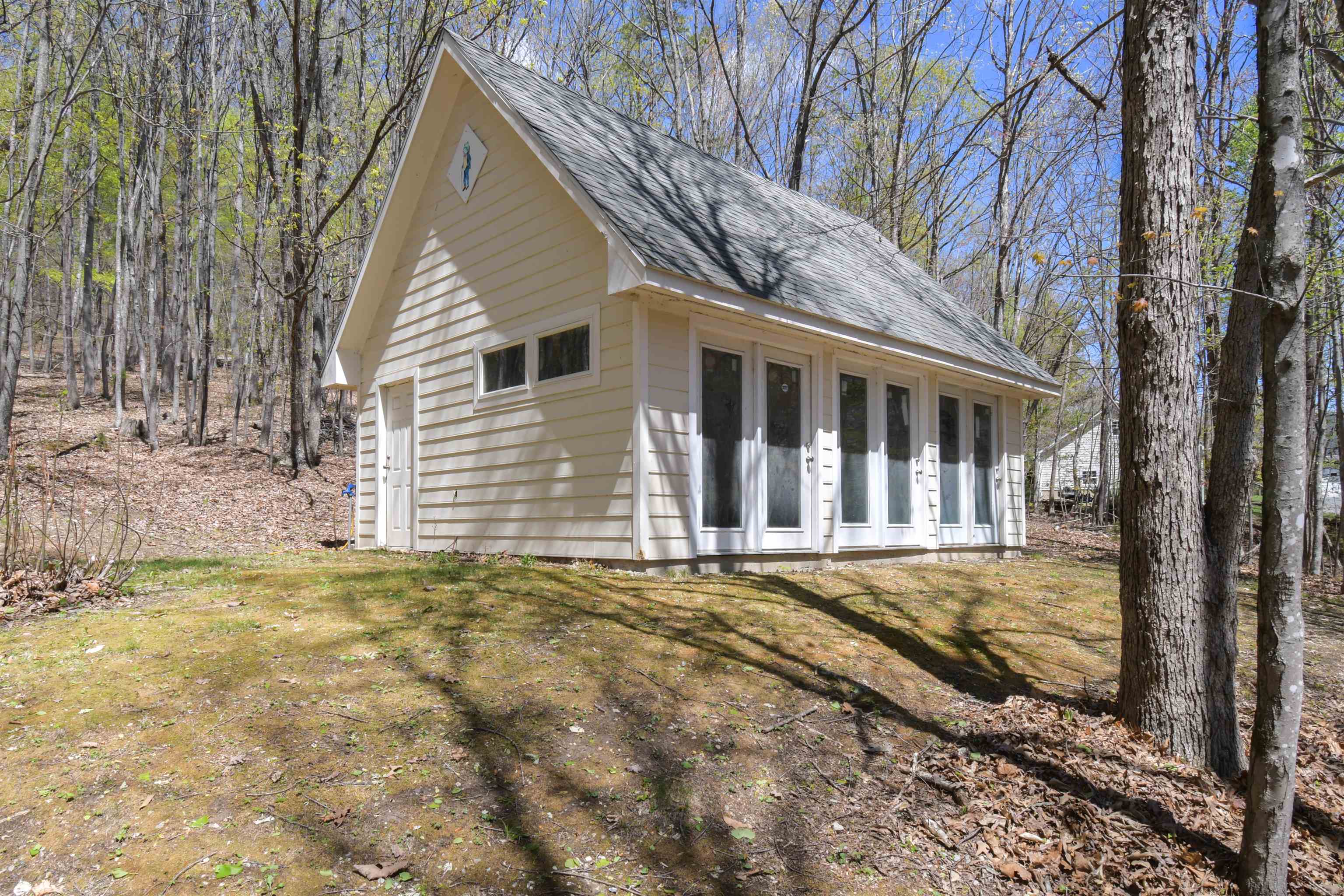 190 HENRY HILL DR, FAIRFIELD, Virginia 24435, 4 Bedrooms Bedrooms, ,3 BathroomsBathrooms,Residential,190 HENRY HILL DR,671380 MLS # 671380 190 HENRY HILL DR, FAIRFIELD, Virginia 24435, 4 Bedrooms Bedrooms, ,3 BathroomsBathrooms,Residential,190 HENRY HILL DR,671380 MLS # 671380