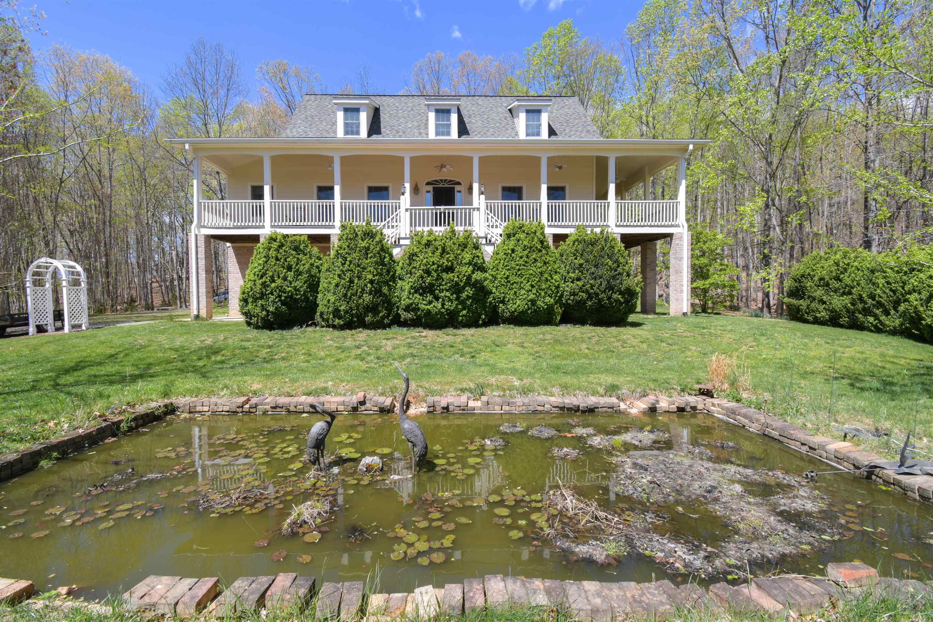 190 HENRY HILL DR, FAIRFIELD, Virginia 24435, 4 Bedrooms Bedrooms, ,3 BathroomsBathrooms,Residential,190 HENRY HILL DR,671380 MLS # 671380 190 HENRY HILL DR, FAIRFIELD, Virginia 24435, 4 Bedrooms Bedrooms, ,3 BathroomsBathrooms,Residential,190 HENRY HILL DR,671380 MLS # 671380