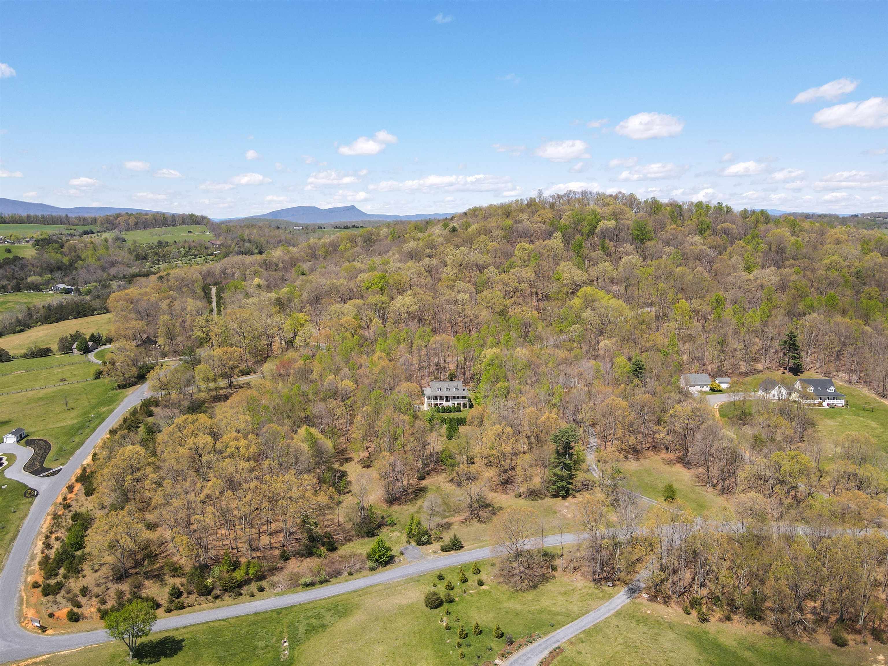 190 HENRY HILL DR, FAIRFIELD, Virginia 24435, 4 Bedrooms Bedrooms, ,3 BathroomsBathrooms,Residential,190 HENRY HILL DR,671380 MLS # 671380 190 HENRY HILL DR, FAIRFIELD, Virginia 24435, 4 Bedrooms Bedrooms, ,3 BathroomsBathrooms,Residential,190 HENRY HILL DR,671380 MLS # 671380