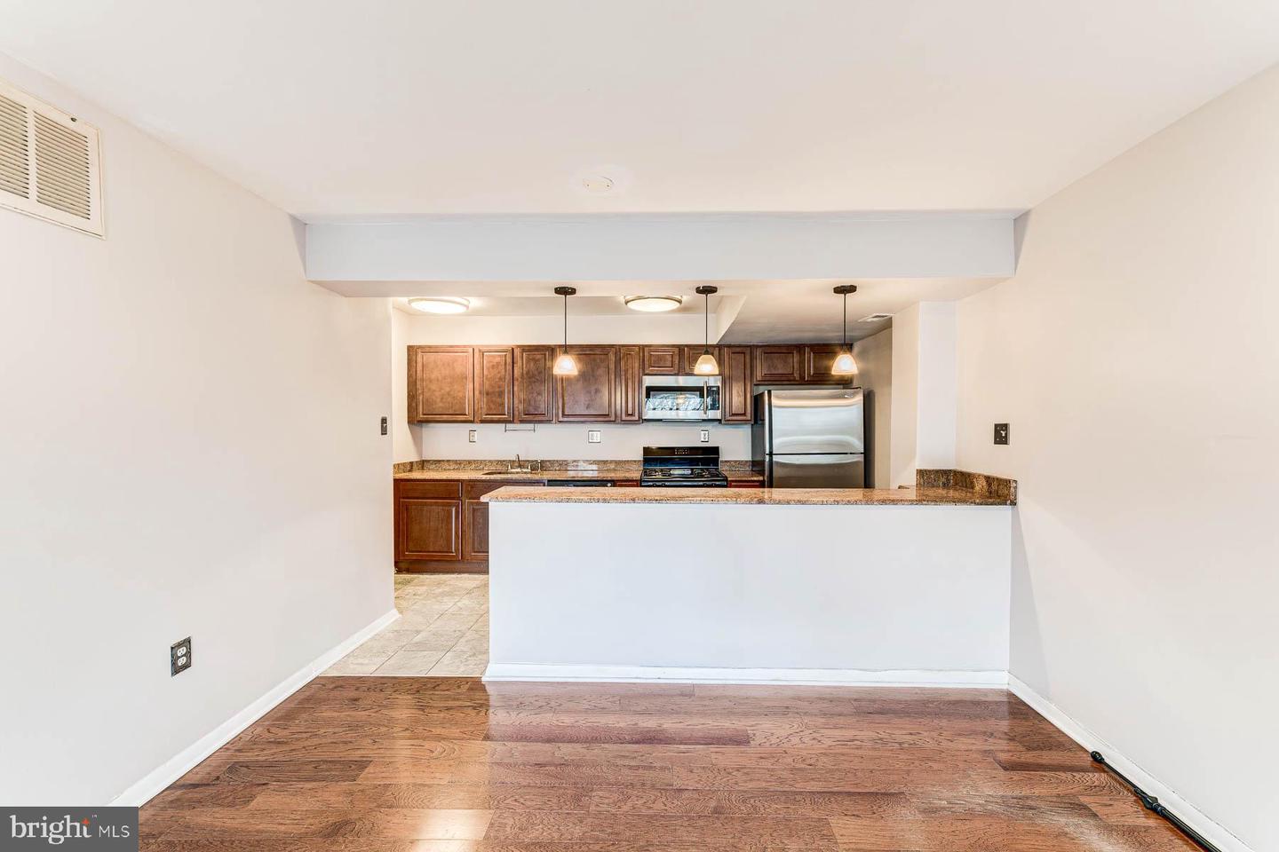 2609 WAGON DR #354, ALEXANDRIA, Virginia 22303, 2 Bedrooms Bedrooms, ,1 BathroomBathrooms,Residential,For sale,2609 WAGON DR #354,VAFX2265430 MLS # VAFX2265430